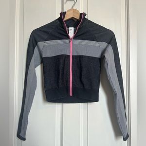 Fabletics Tory Cropped Seamless Jacket